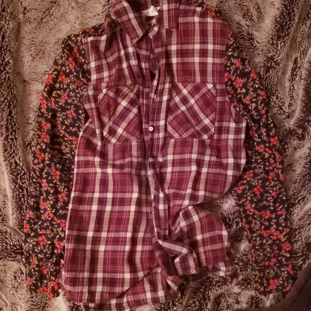 Unique Flannel - 💌5 for $25